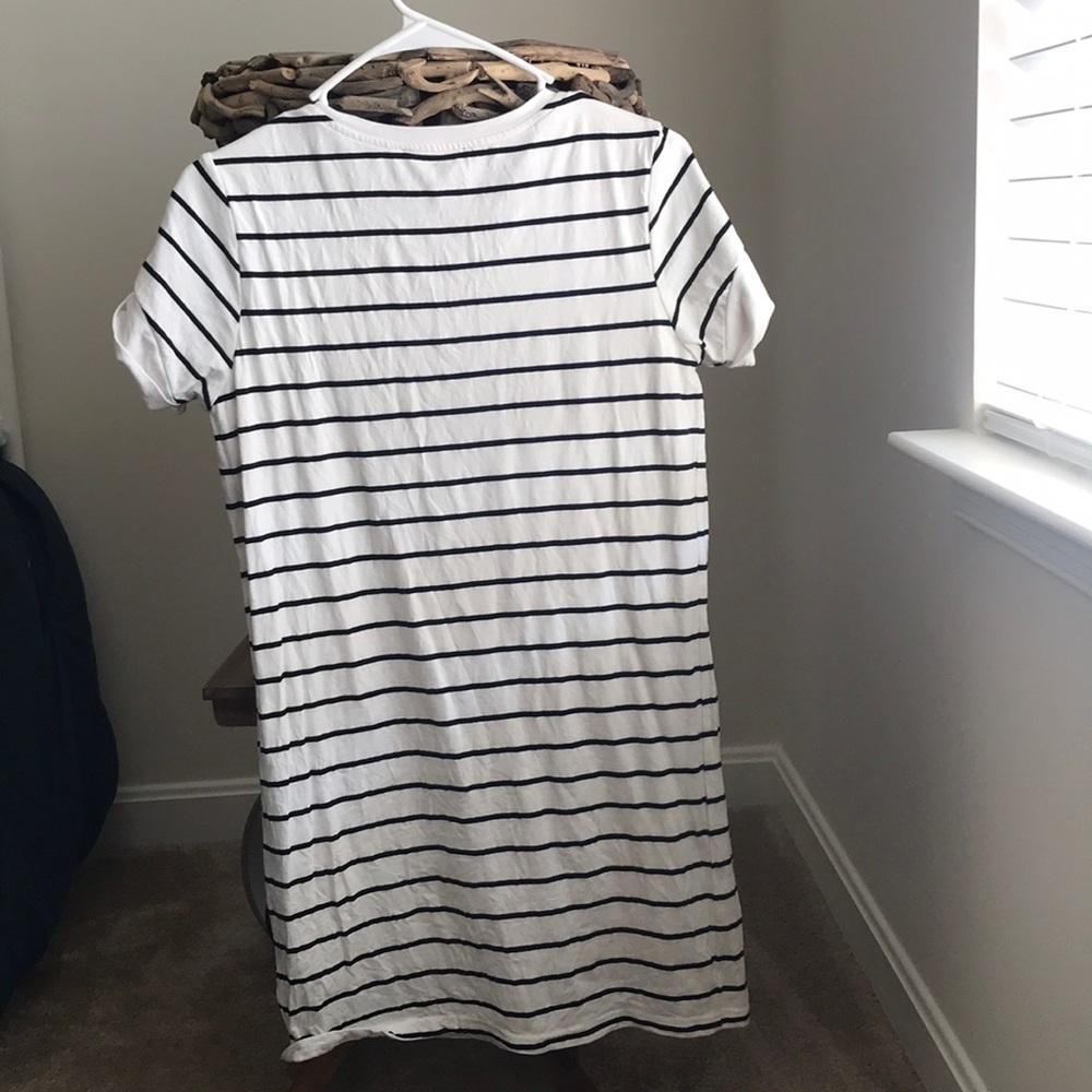 Lulu’s Dress - Picture 2 of 3